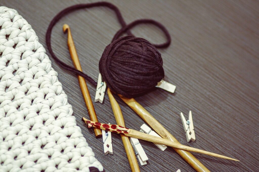 garn-nadel-und-anderes-strickmaterial